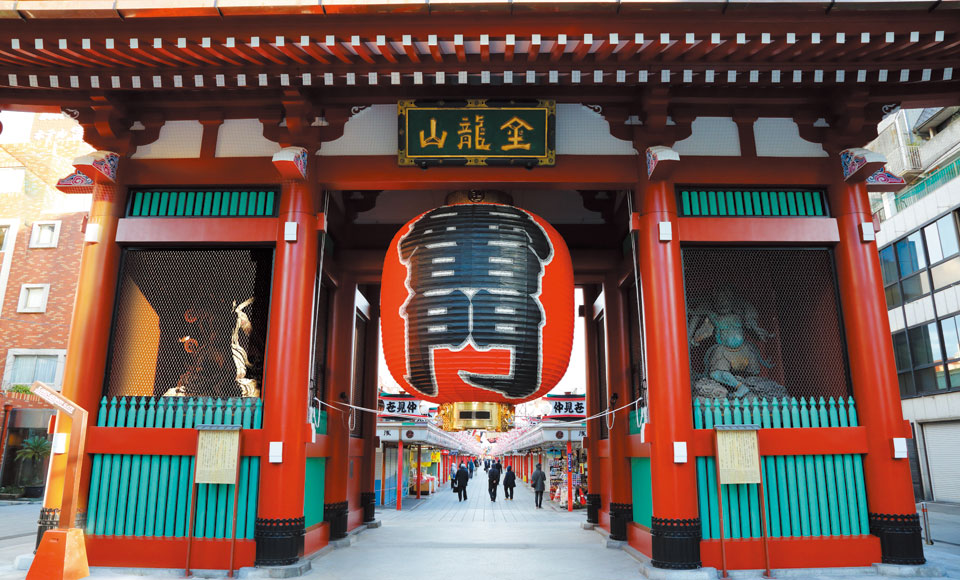 Asakusa Kaminari-Mon gate